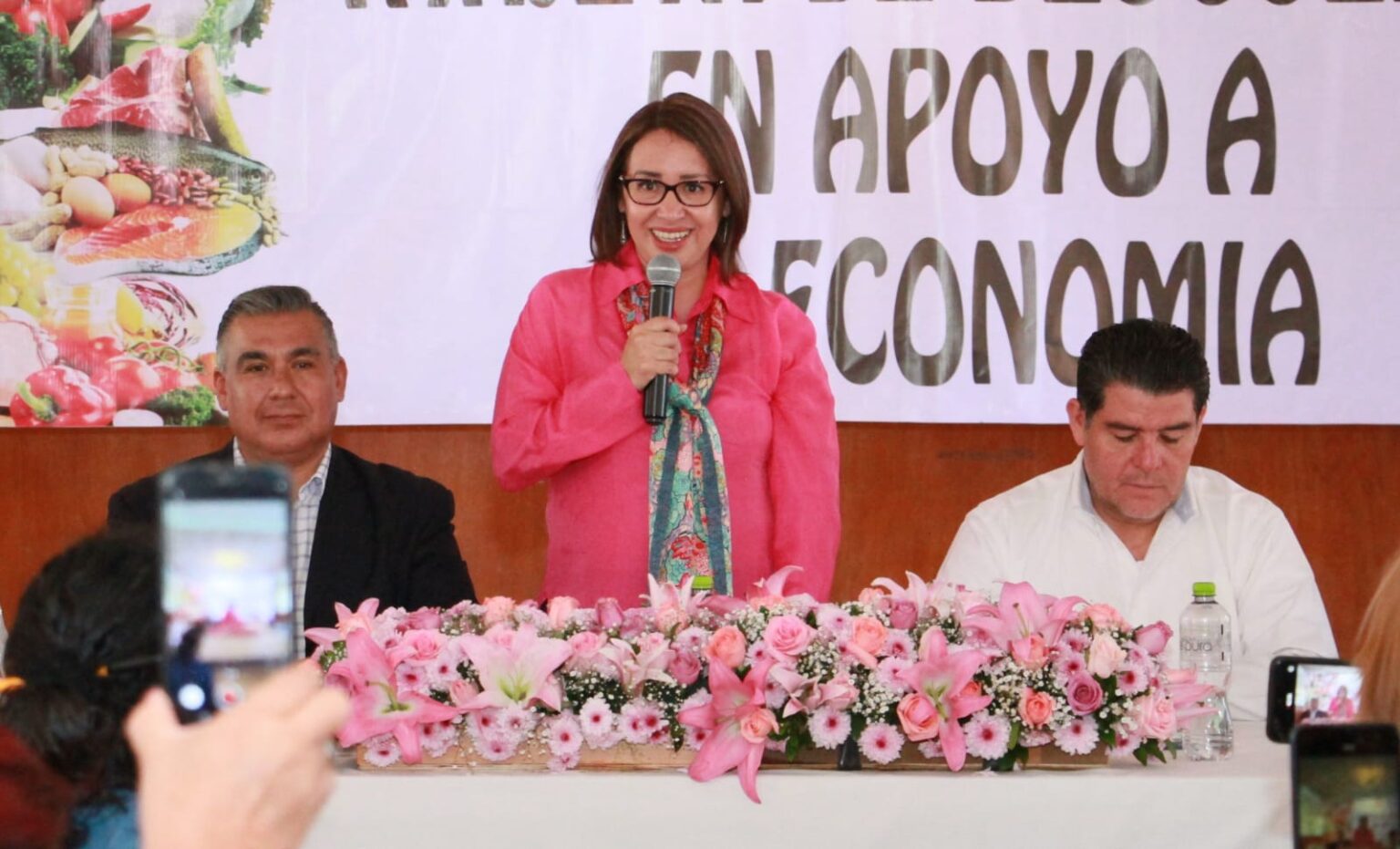 Entregan Tarjeta de Descuentos en Central de Abasto de Ecatepec