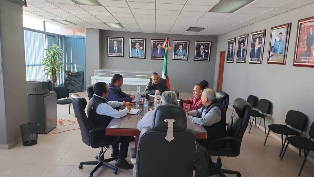 Reunión con Servidores Públicos de CFE