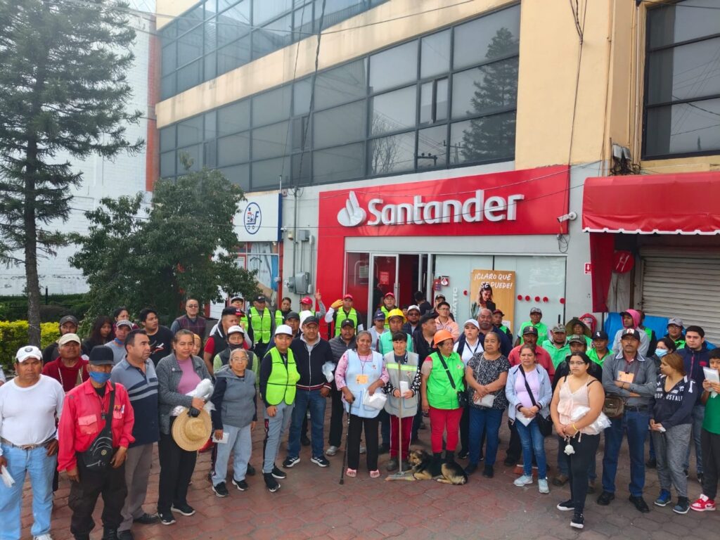 Personal de la Central de Abasto se suma al reto por el Récord Guinness