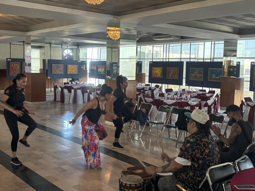 Clases de danza africana en la Central