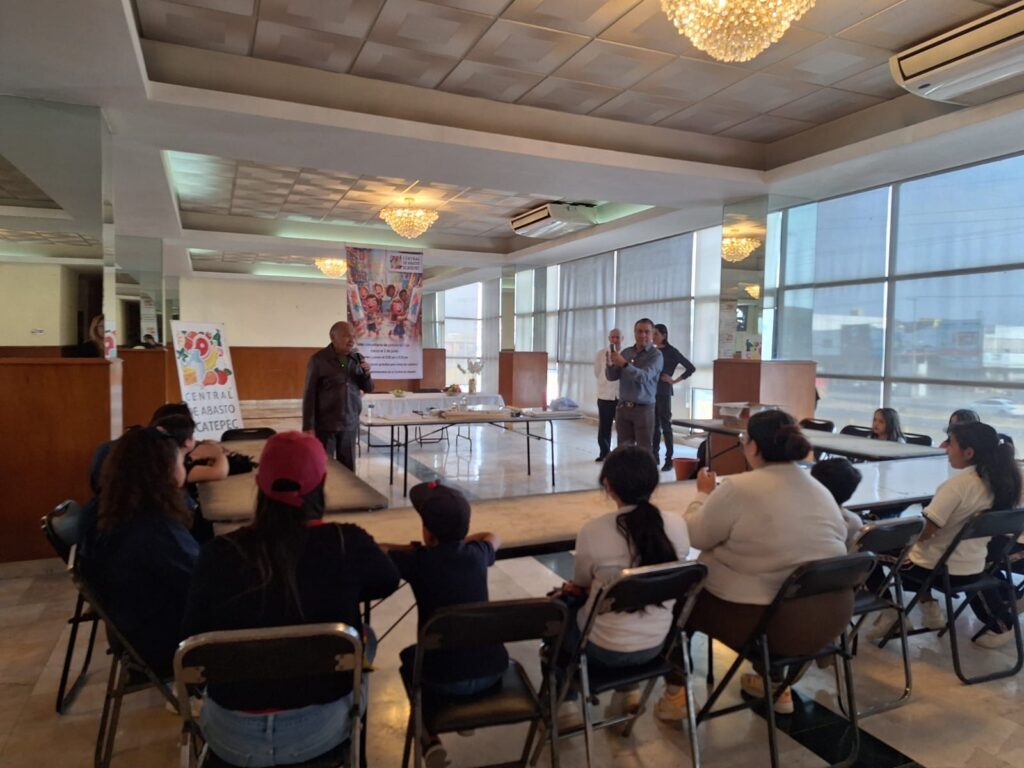 Inicia taller de pintura y arte en la Central